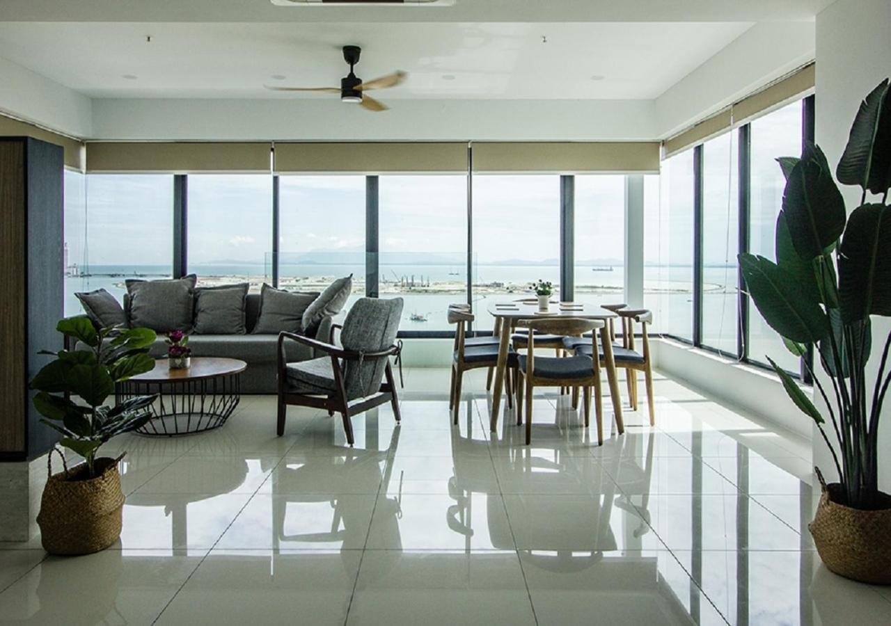 Rumahku Gurney With 270 Degree Sea View George Town Esterno foto